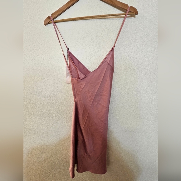 NWT Victoria's Secret Satin Open-Back Slip Dress Medium Dusk Mauve - Picture 6 of 6